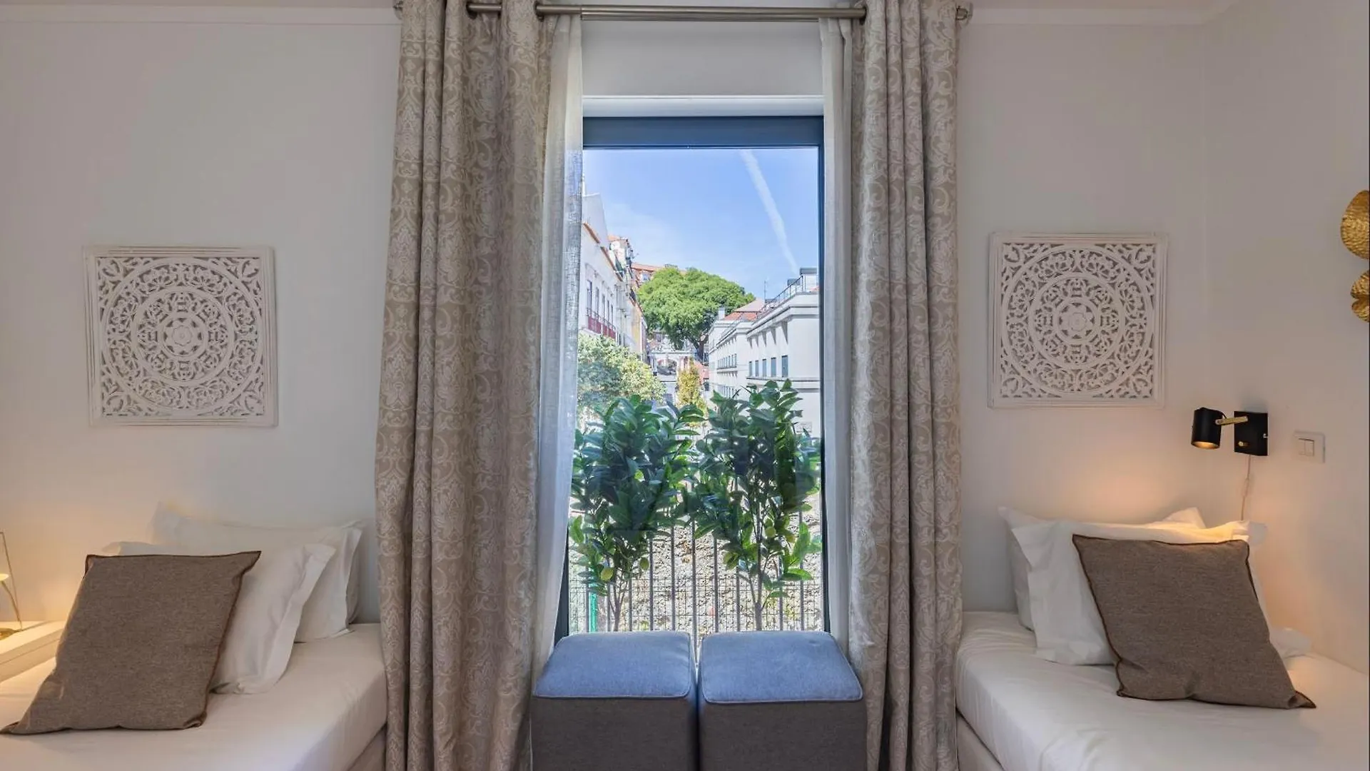 Lovelystay - Breathtaking Panorama - Luxurious Penthouse! Lisboa 0*,  Portugal
