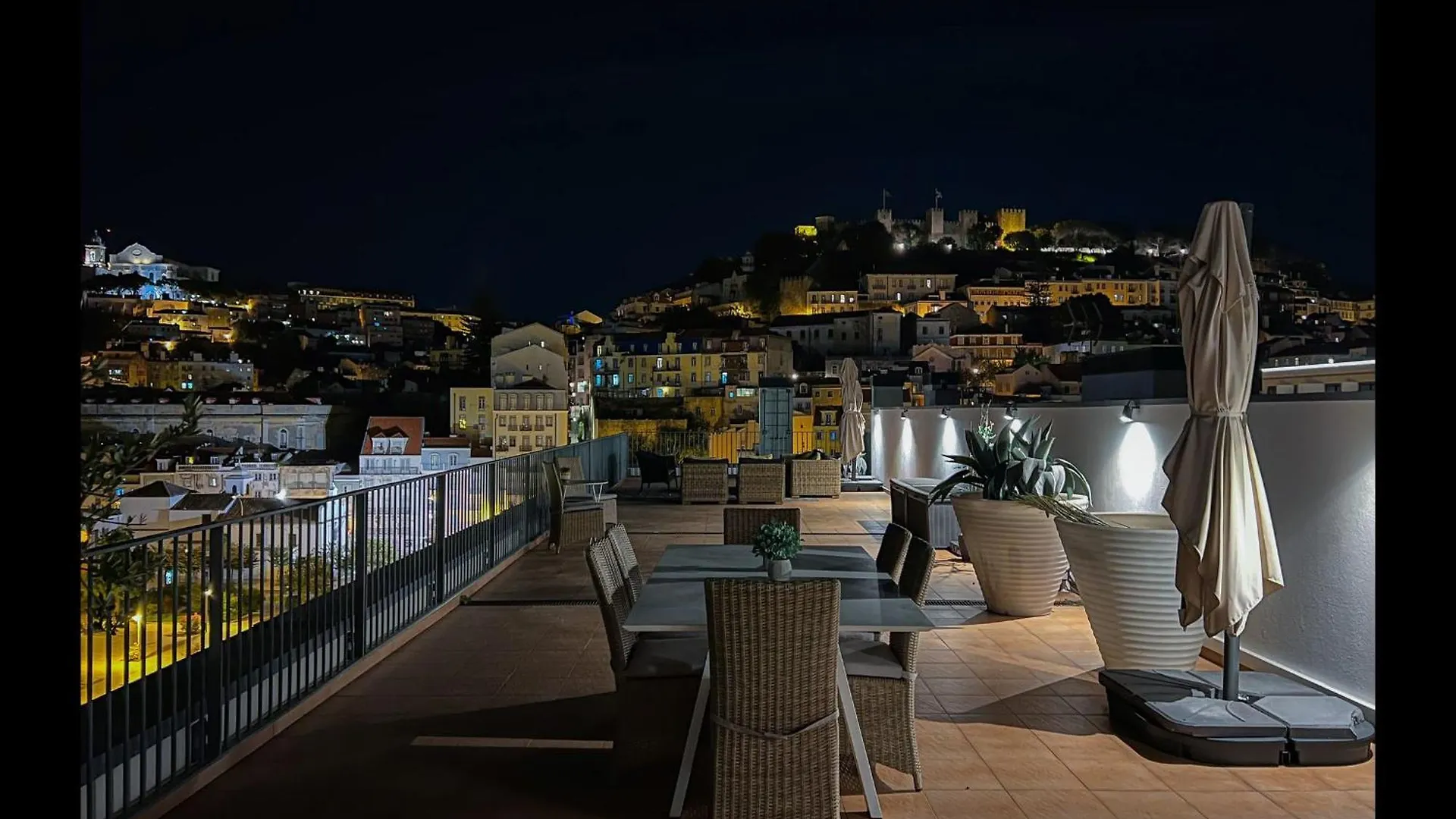Apartment Lovelystay - Breathtaking Panorama - Luxurious Penthouse! Lisbon