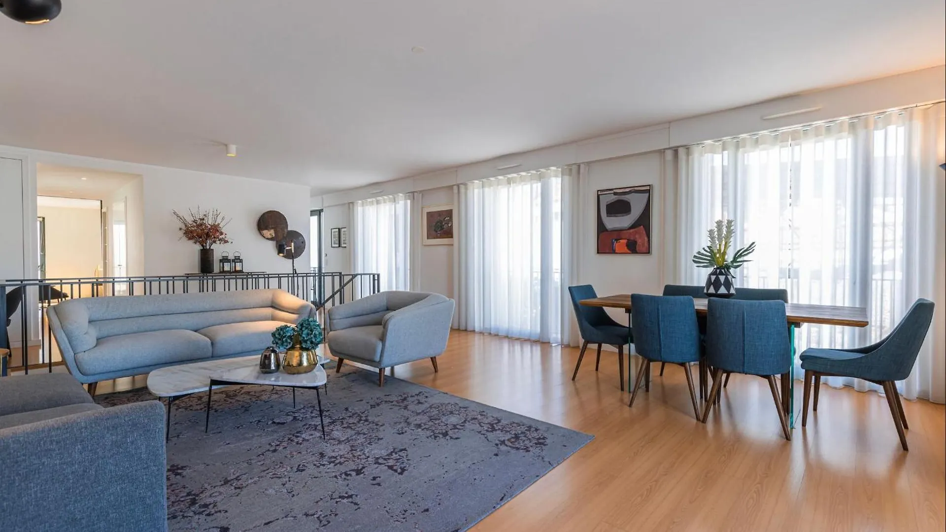 Lovelystay - Breathtaking Panorama - Luxurious Penthouse! Lisbon Apartment